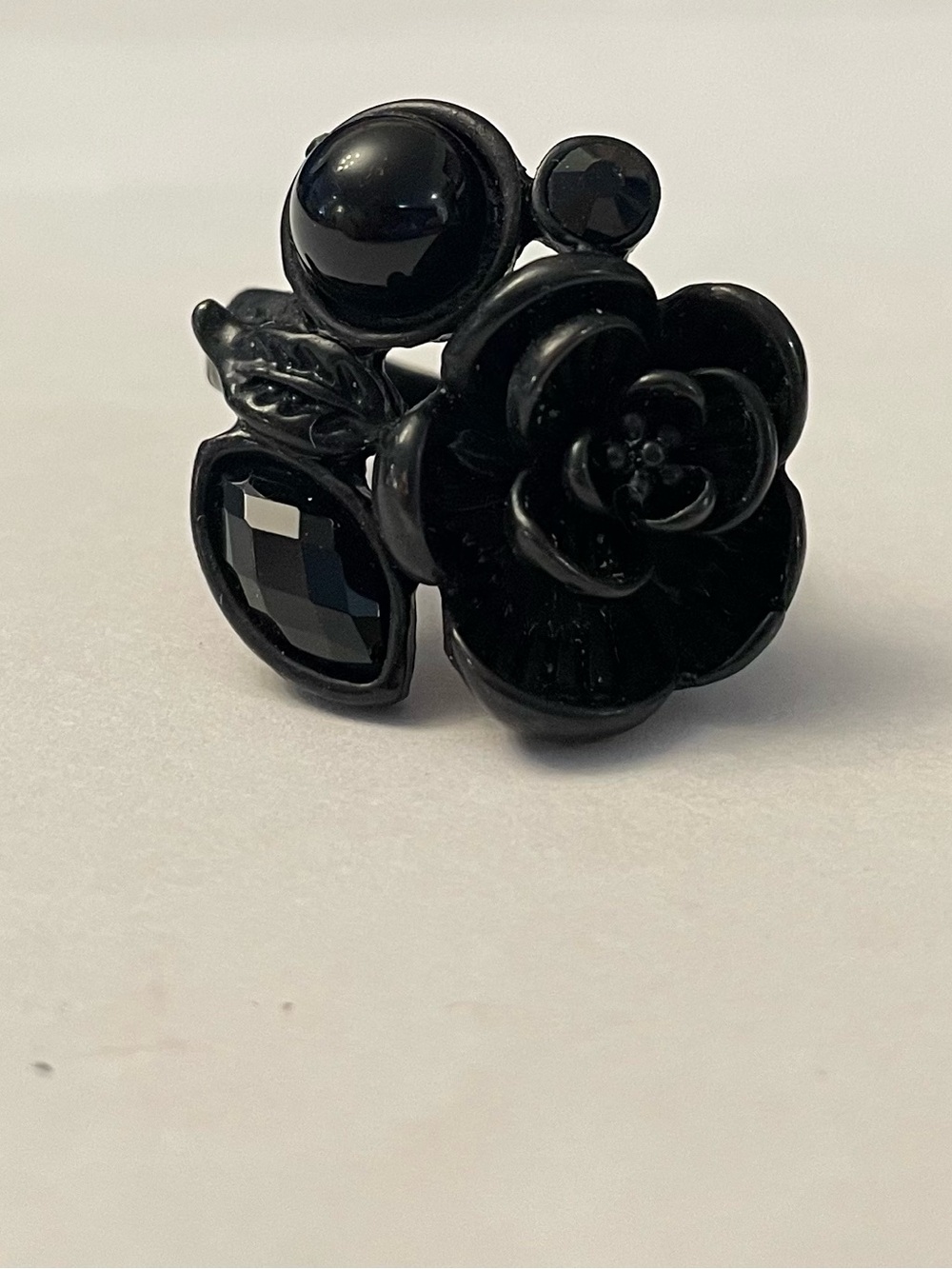 Charming Charlie Black Floral Cluster Ring